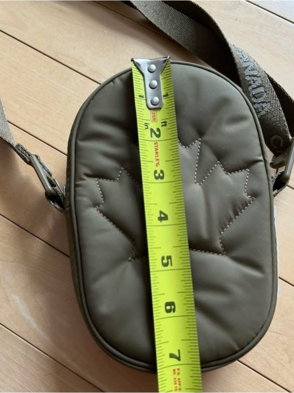 lululemon athletica Olive Green Team Canada Crossbody Belt Bag - Picture 4 of 6